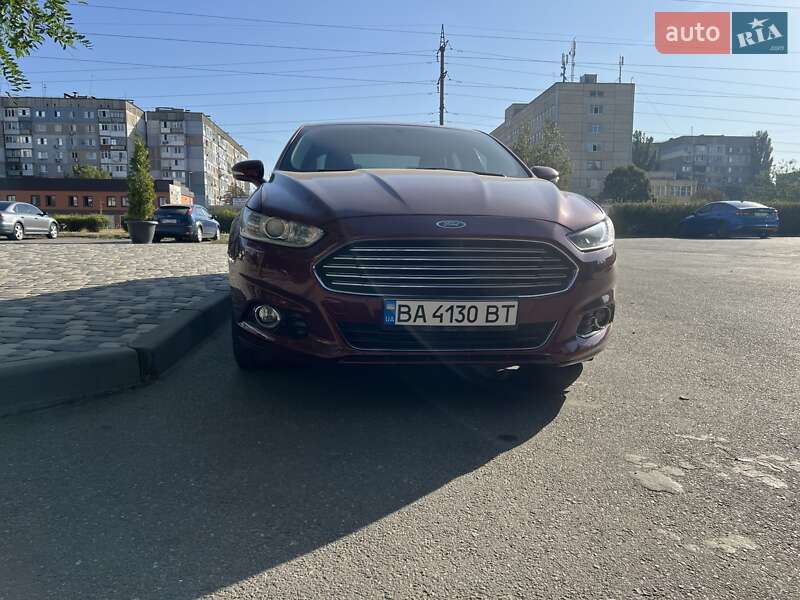 Седан Ford Fusion 2015 в Кропивницком