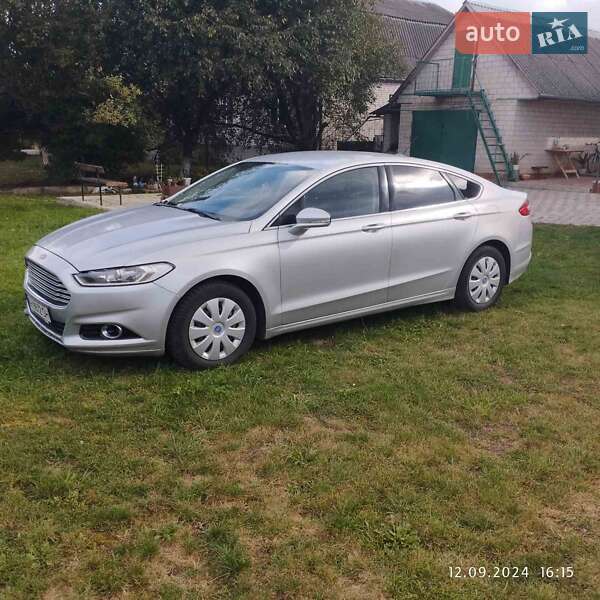 Седан Ford Fusion 2014 в Хмільнику