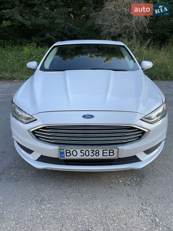 Седан Ford Fusion 2018 в Тернополі