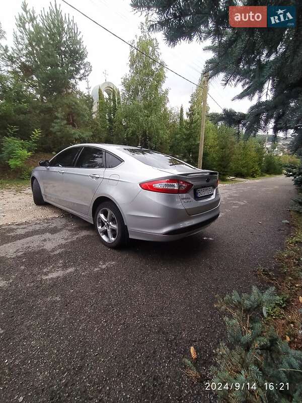 Седан Ford Fusion 2015 в Тернополе