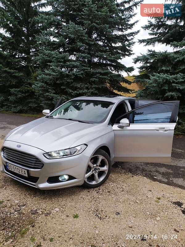 Седан Ford Fusion 2015 в Тернополе