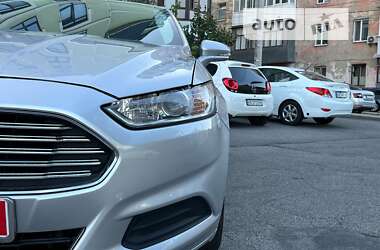 Седан Ford Fusion 2016 в Вінниці