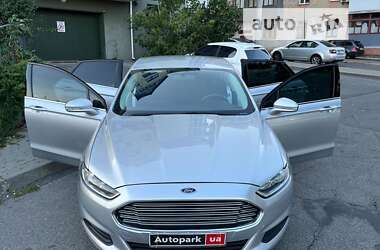 Седан Ford Fusion 2016 в Вінниці