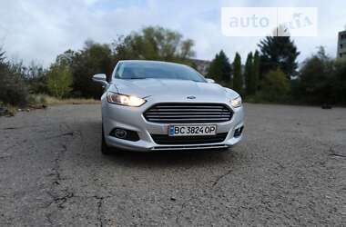 Седан Ford Fusion 2015 в Новому Розділі