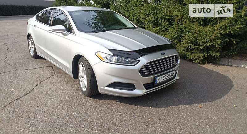 Седан Ford Fusion 2015 в Киеве фото 7 Седан Ford Fusion 2015 в Киеве