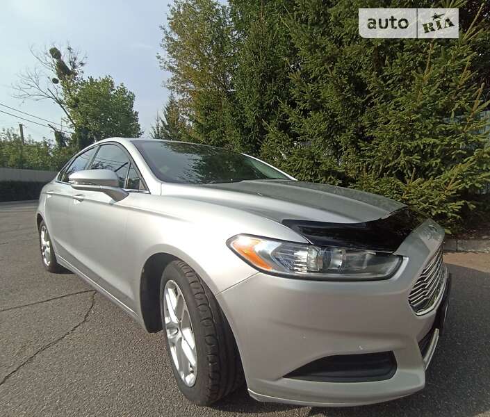 Седан Ford Fusion 2015 в Киеве фото 4 Седан Ford Fusion 2015 в Киеве