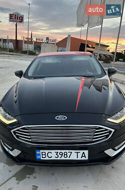 Седан Ford Fusion 2017 в 