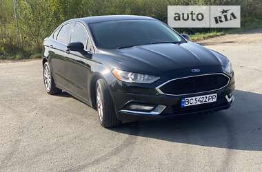 Седан Ford Fusion 2016 в Самборі