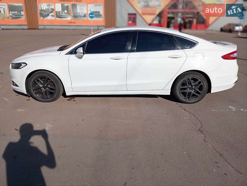 Седан Ford Fusion 2016 в Житомире