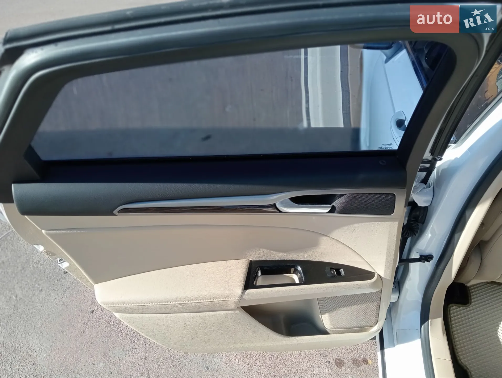 2016 Ford Fusion - мініатюра 17