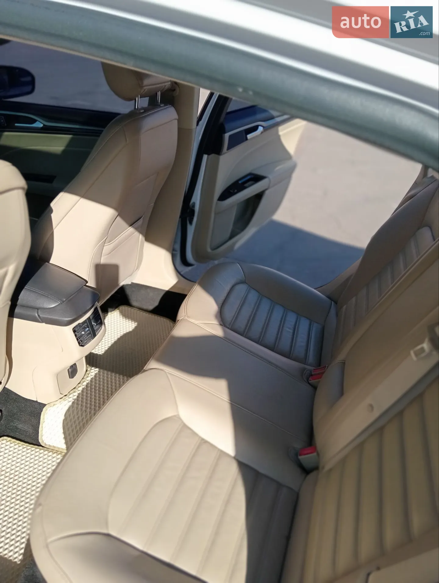 2016 Ford Fusion - мініатюра 21
