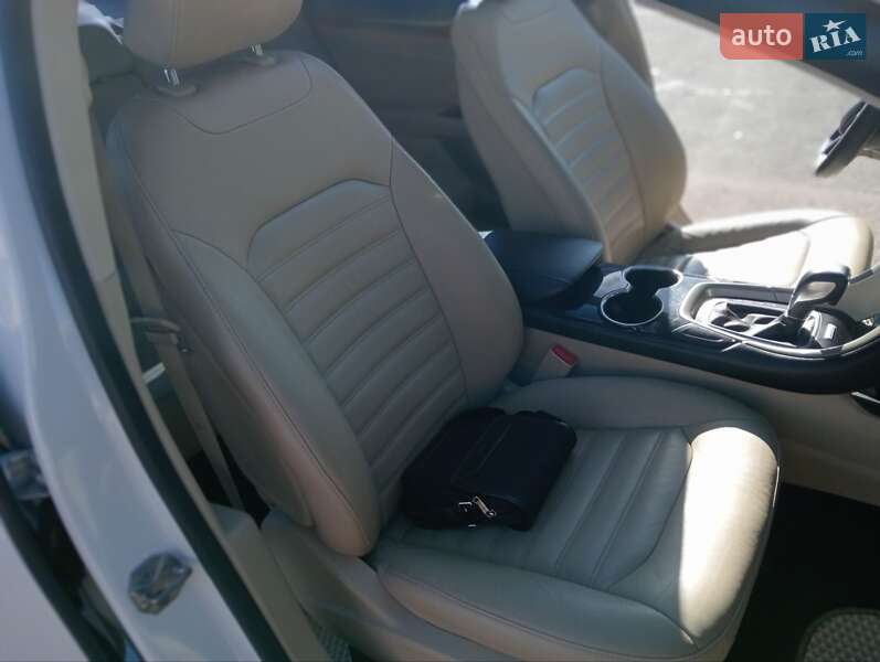 Седан Ford Fusion 2016 в Житомире