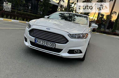 Седан Ford Fusion 2015 в Киеве