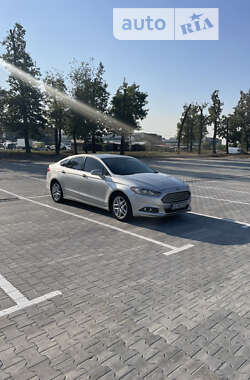 Седан Ford Fusion 2013 в Києві