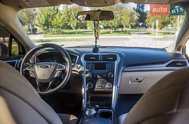 Седан Ford Fusion 2017 в Одесі