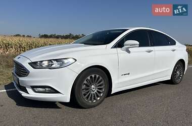 Седан Ford Fusion 2016 в Прилуках