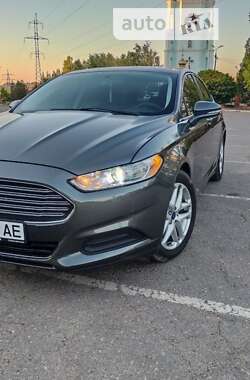 Седан Ford Fusion 2015 в Кривом Роге