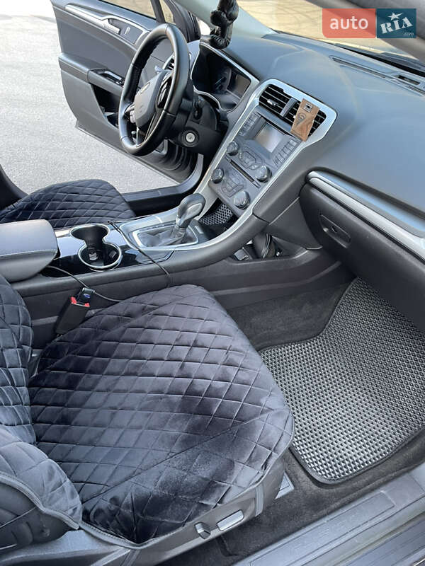 Седан Ford Fusion 2014 в Києві