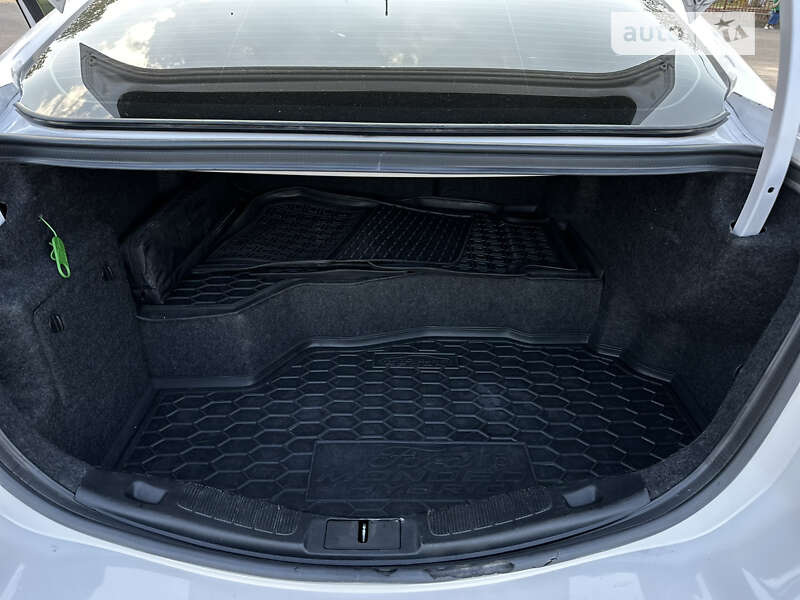 Седан Ford Fusion 2016 в Львове фото 15 Седан Ford Fusion 2016 в Львове