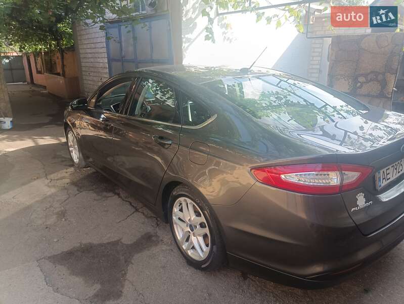 Седан Ford Fusion 2014 в Харкові