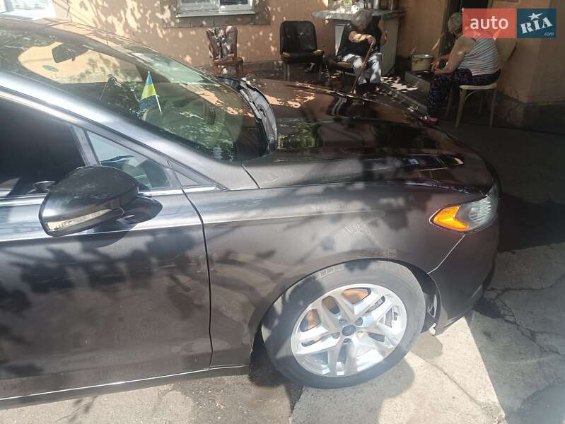 Седан Ford Fusion 2014 в Харкові