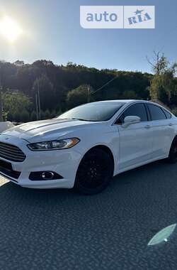 Седан Ford Fusion 2015 в Полтаві