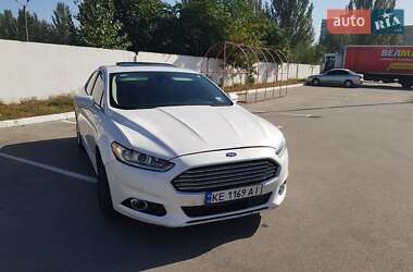 Седан Ford Fusion 2013 в 