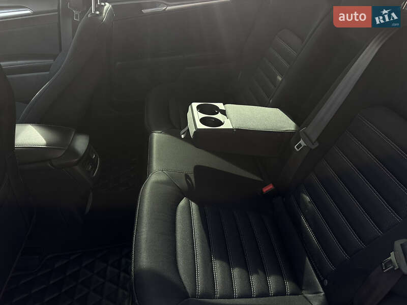 Седан Ford Fusion 2013 в Снятине фото 10 Седан Ford Fusion 2013 в Снятине