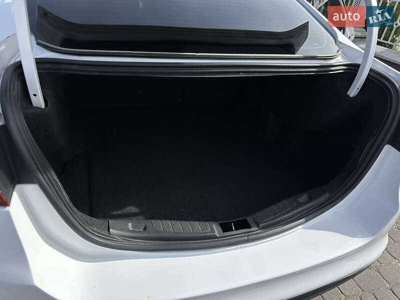 Седан Ford Fusion 2013 в Снятине фото 17 Седан Ford Fusion 2013 в Снятине