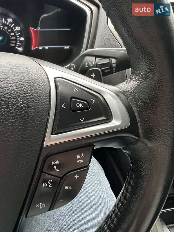 Седан Ford Fusion 2016 в Луцке