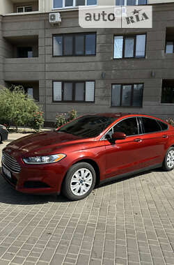 Седан Ford Fusion 2014 в Одесі