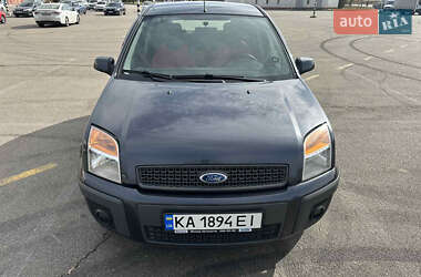 Хэтчбек Ford Fusion 2008 в 