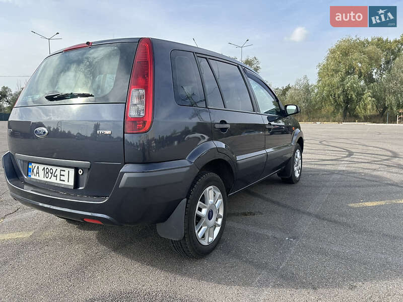 Хетчбек Ford Fusion 2008 в Києві