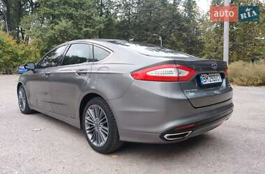 Седан Ford Fusion 2014 в Сумах
