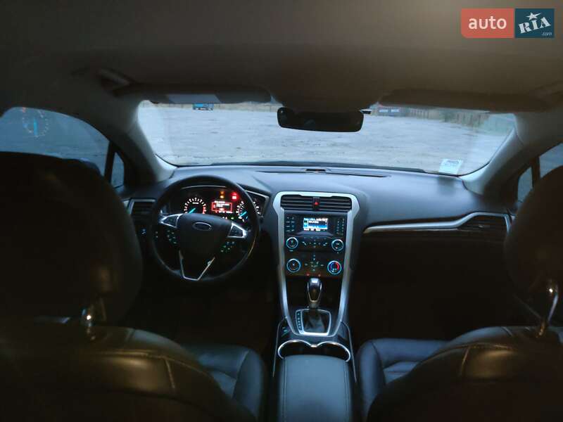 Седан Ford Fusion 2014 в Сумах