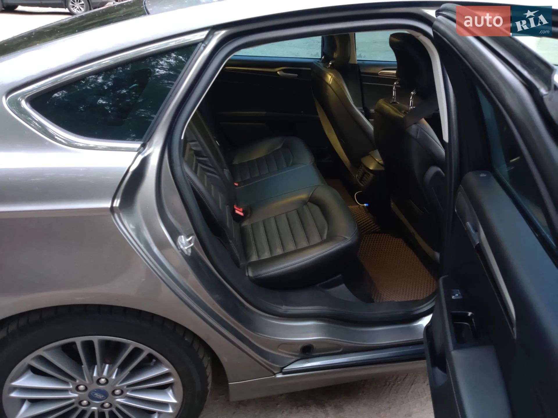 2014 Ford Fusion - мініатюра 26