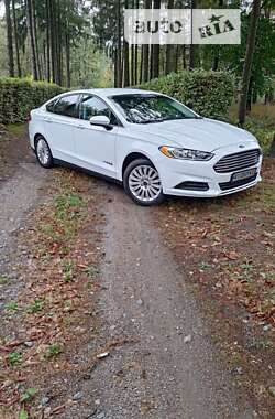 Седан Ford Fusion 2015 в Киеве