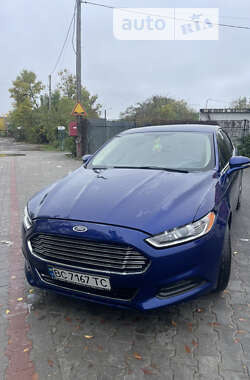 Седан Ford Fusion 2015 в Львове