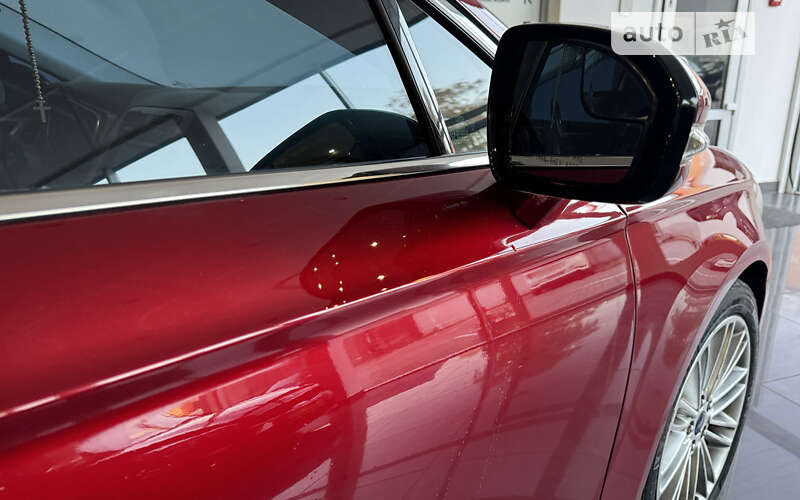Седан Ford Fusion 2015 в Шептицькому