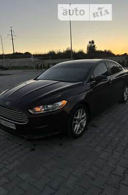 Седан Ford Fusion 2013 в Львові