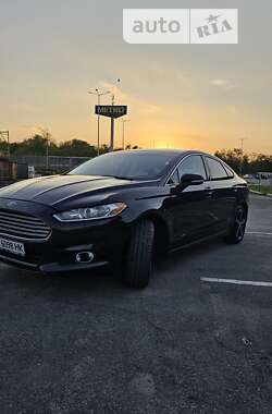 Седан Ford Fusion 2014 в Запоріжжі