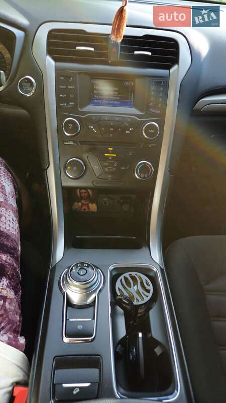 Седан Ford Fusion 2017 в Івано-Франківську