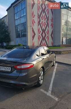 Седан Ford Fusion 2015 в Могилів-Подільському