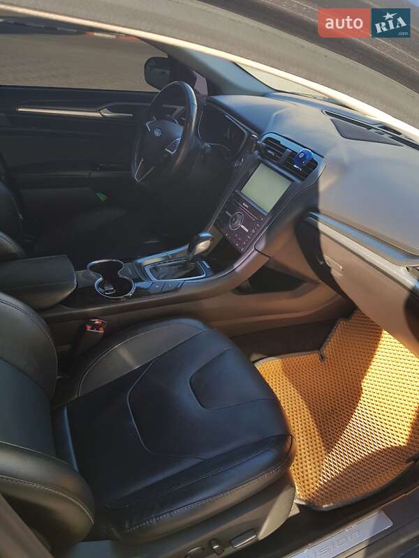 Седан Ford Fusion 2015 в Могилев-Подольске