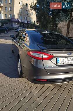 Седан Ford Fusion 2015 в Могилів-Подільському