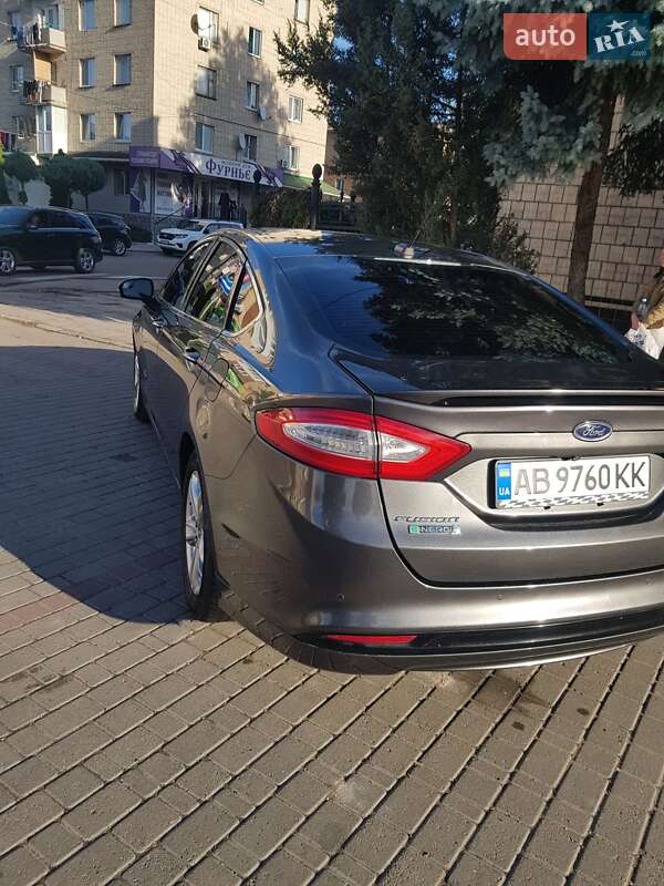 Седан Ford Fusion 2015 в Могилев-Подольске