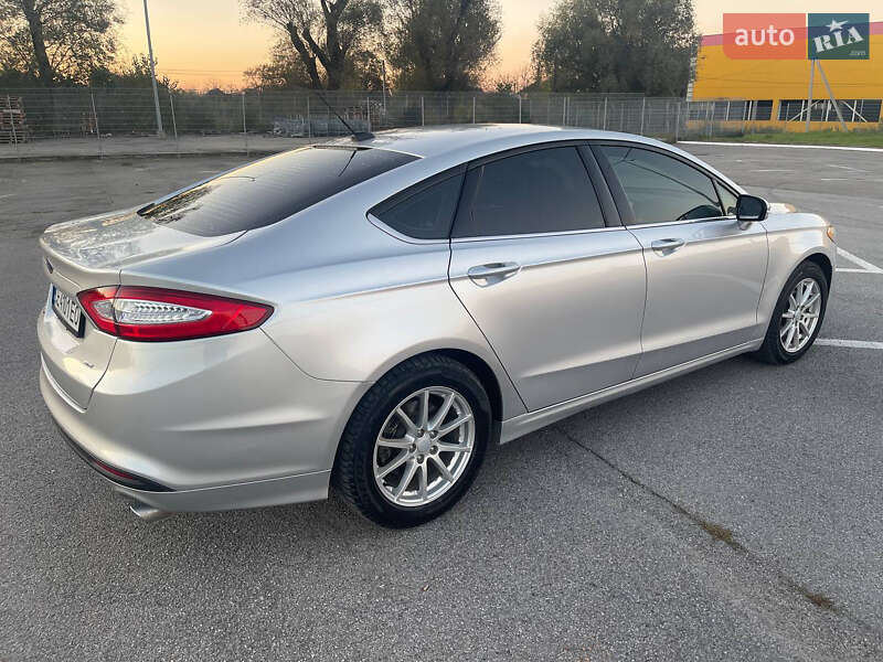 Седан Ford Fusion 2014 в Чернівцях фото 5 Седан Ford Fusion 2014 в Чернівцях