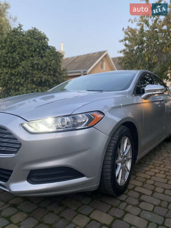Седан Ford Fusion 2014 в Чернівцях фото 16 Седан Ford Fusion 2014 в Чернівцях