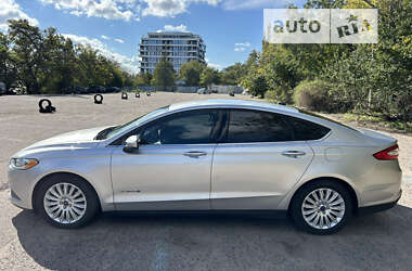 Седан Ford Fusion 2015 в Одесі