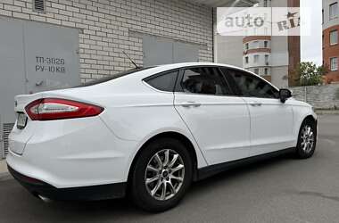 Седан Ford Fusion 2016 в Киеве